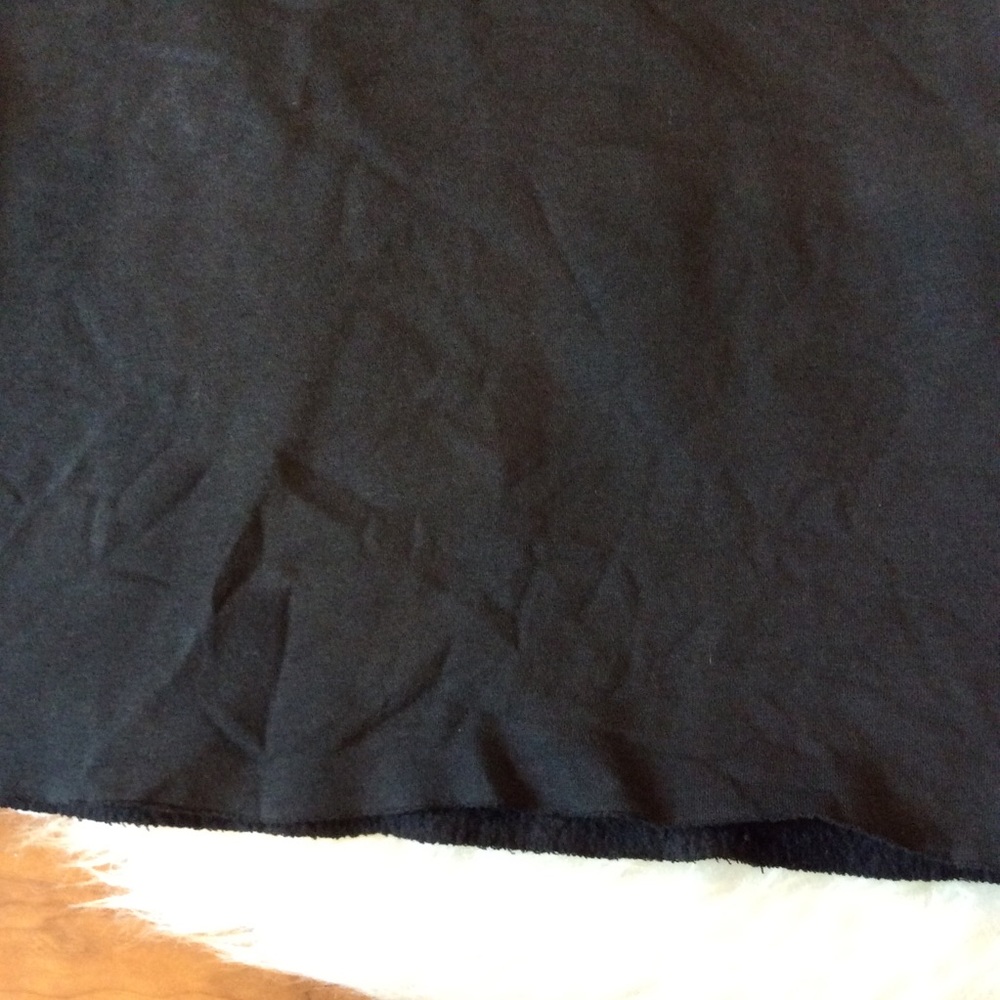 Brandy Melville | Black Nancy Cropped Sweatshirt - Picture 5 of 7